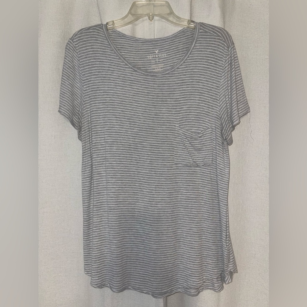 Soft & Sexy American Eagle Short Sleeve